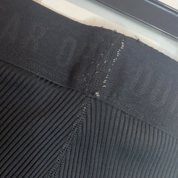 Carbon38 Year of Ours Black Ribbed Leggings Med - Picture 8 of 10